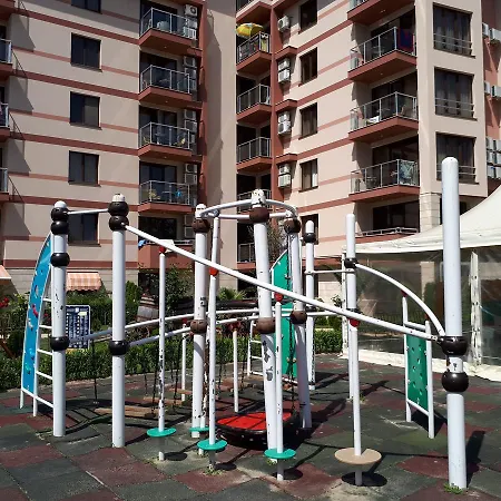 Tarsis Vacation Апартамент